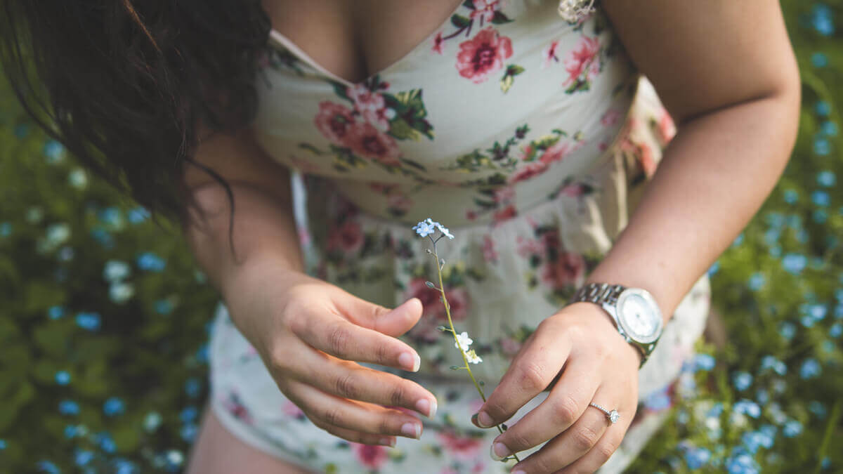 摸一下是猥褻or性騷擾?兩者有什麼區別?